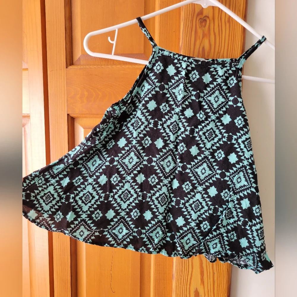 💙🩵💙Justice tribal aztec print swing tank top 8